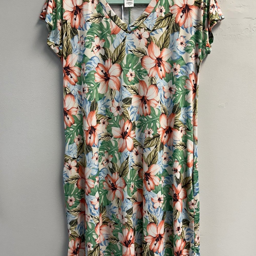 SHORT SLEEVE V NECK MULTI COLOR FLORAL PRINT DRESS WITH SIDE POCKET DETAIL